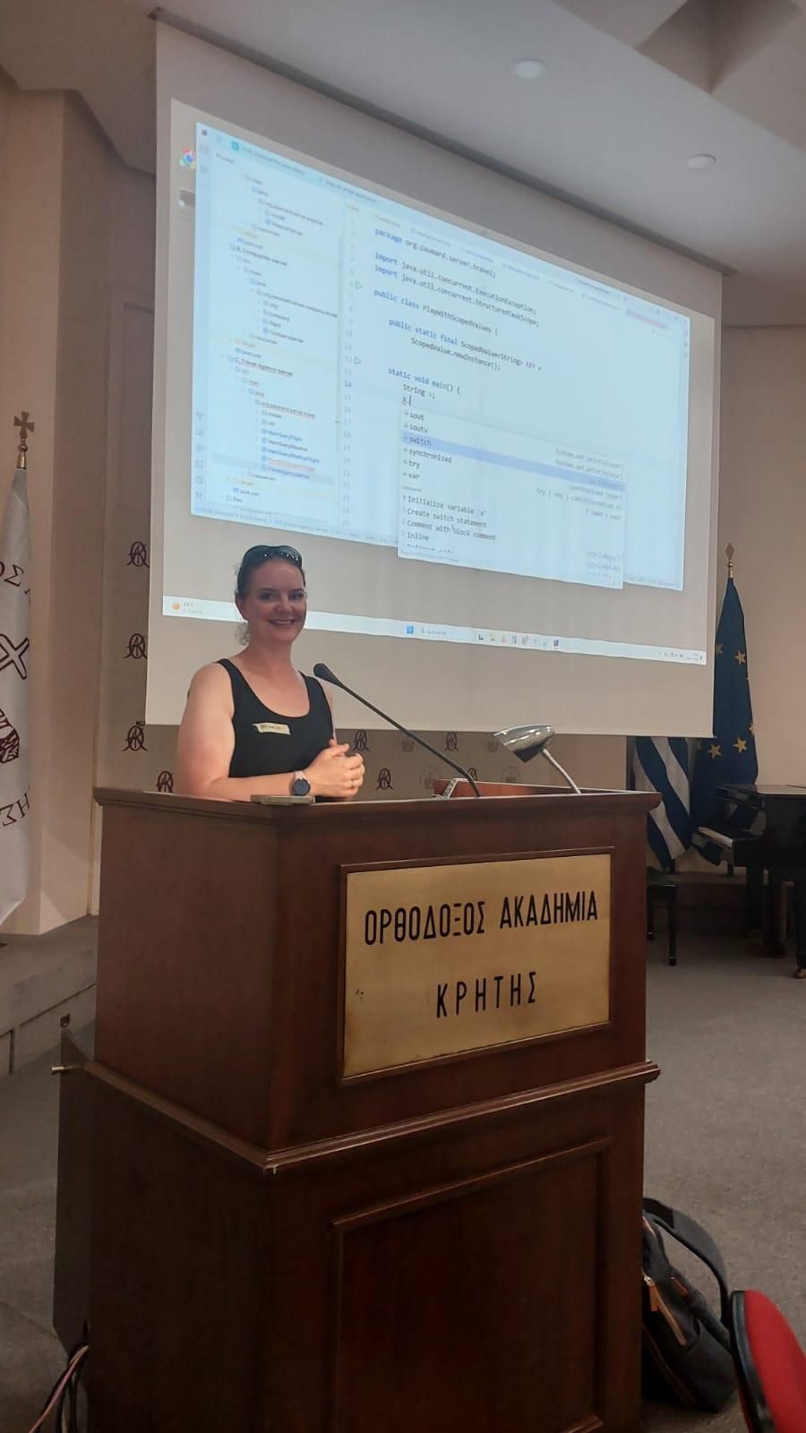 Marit van Dijk attempting to present on a Windows machine with French keyboard. Thanks Anita for the picture!